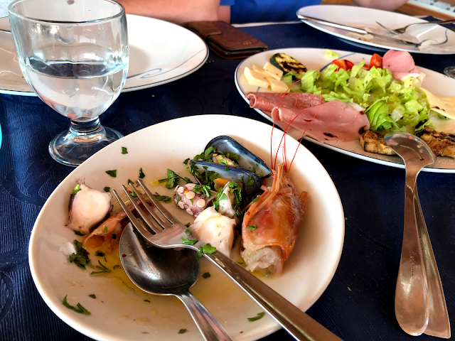 Ristorante L' Asteria Blu - Noleggio barche Pontoon Boat Siracusa