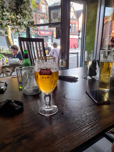 Vons Bar - Visual