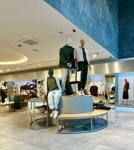 New Balance - Mall of the Netherlands - Thumbnail