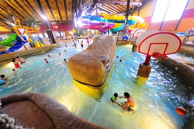 Kahuna Laguna Indoor Water Park