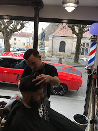 Photo n°13 de Notorious Barbershop à Pontoise (Salon de coiffure)