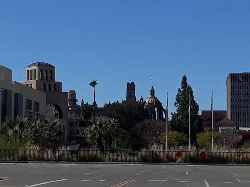 Republic Parking (Riverside Parking Lot 33) - Thumbnail