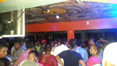 bar