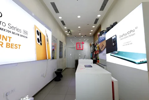 Oneplus Store Rg Acropolis photo 3
