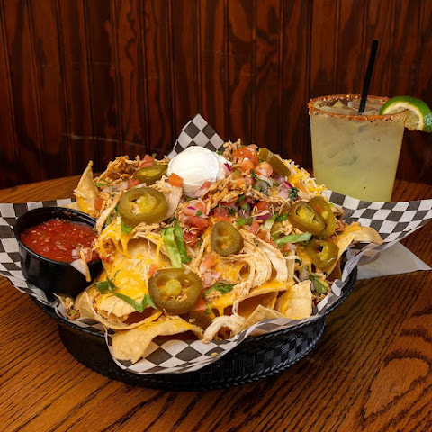 Lew's Grill & Bar by null