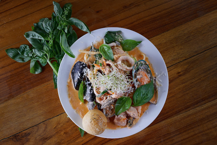 Dragonfly Bar & Grill by null