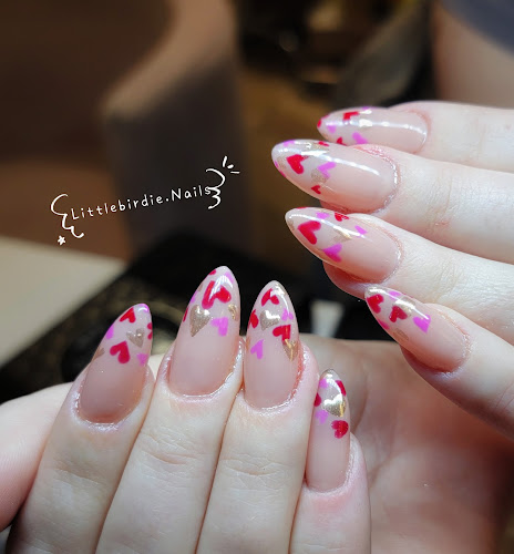 Littlebirdie Nails interior view