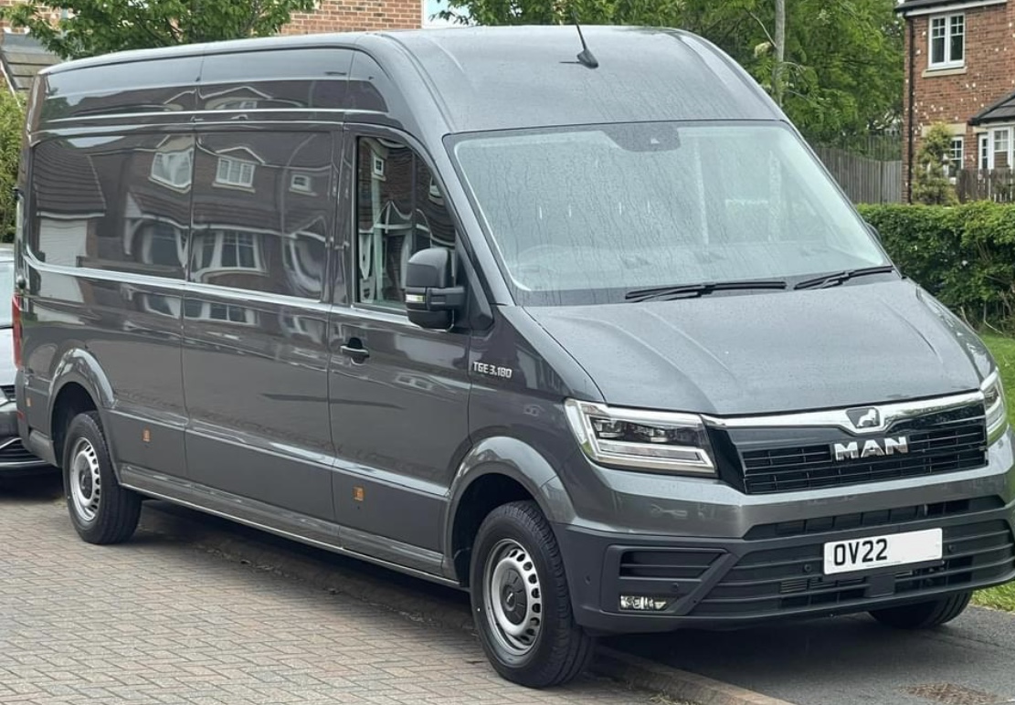 MYKA Transport Solutions - Man and Van