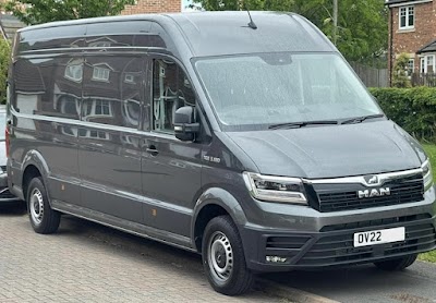MYKA Transport Solutions - Man and Van