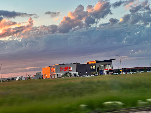 GoodLife Fitness Winnipeg Refinery District - Thumbnail