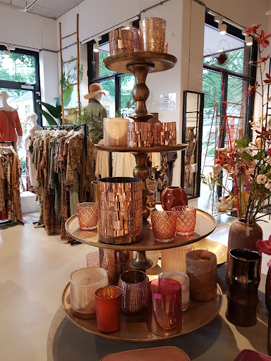 D'an Deluxe Gallery - Netherlands