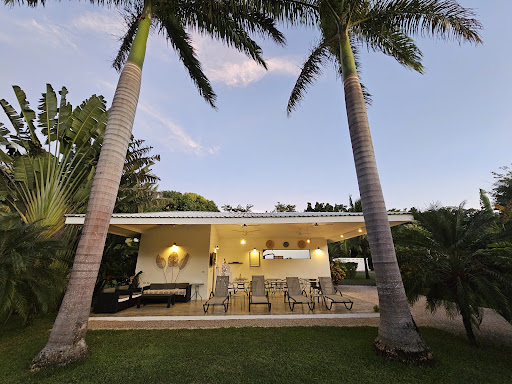 Seahorse Resort and Dive Center