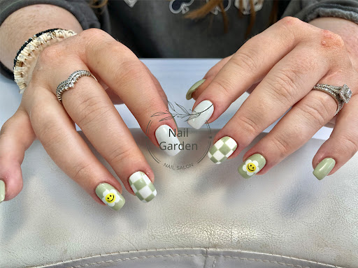 Nail Garden