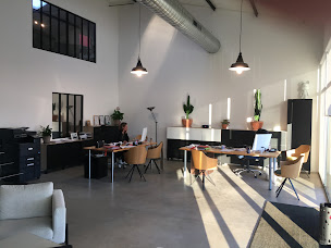 Photo n°2 de ACD.IMMO VALENTIN à Anglet (Agence d'immobilier d'entreprise)