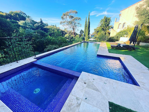 Photo de Jay piscine & spa à Collobrières (83610)