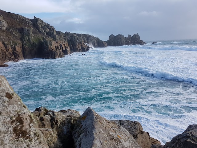 Pedn Vounder Beach