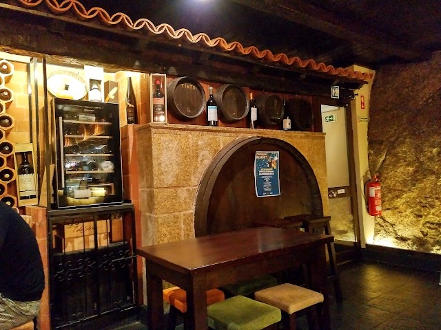 Taberna A Laranjinha