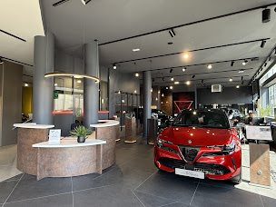 Photo n°3 de Alfa Romeo Rouen - Socadia à Rouen (Concessionnaire Alfa Romeo)