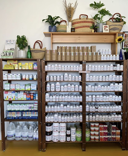 The Wellness Shop + Organic Smoothie Bar - Thumbnail