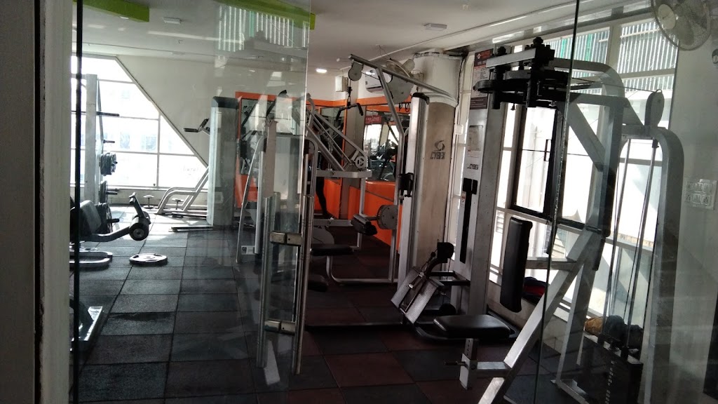 Six Pack Fitness Club Saket