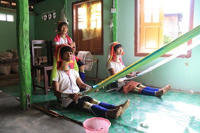 Photos of Pyae Thar Tun - Hand weaving Center