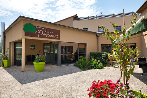 Photo de EHPAD groupe afp • Pierre Péricard