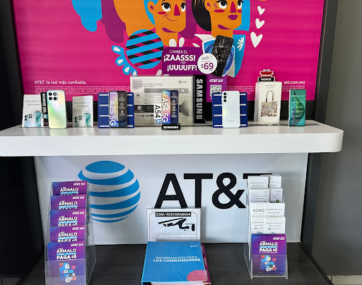 AT&T TLAJOMULCO Plaza Regina - Thumbnail