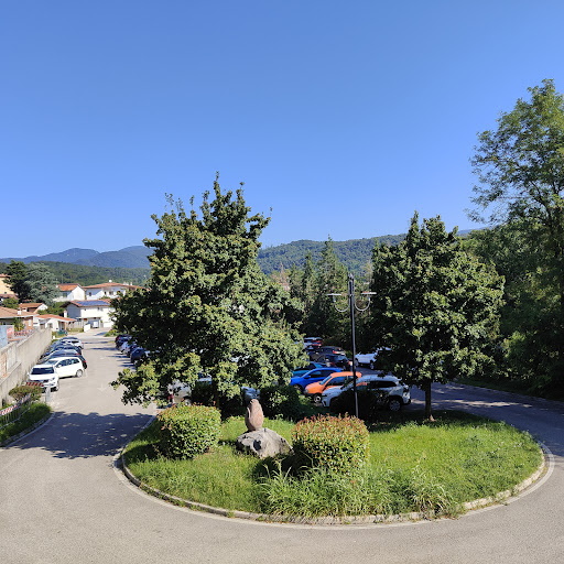 Parcheggio (e scalinata per il centro) - Thumbnail