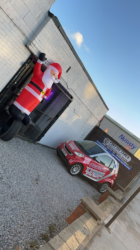 Fast Fit Tyres Phone number