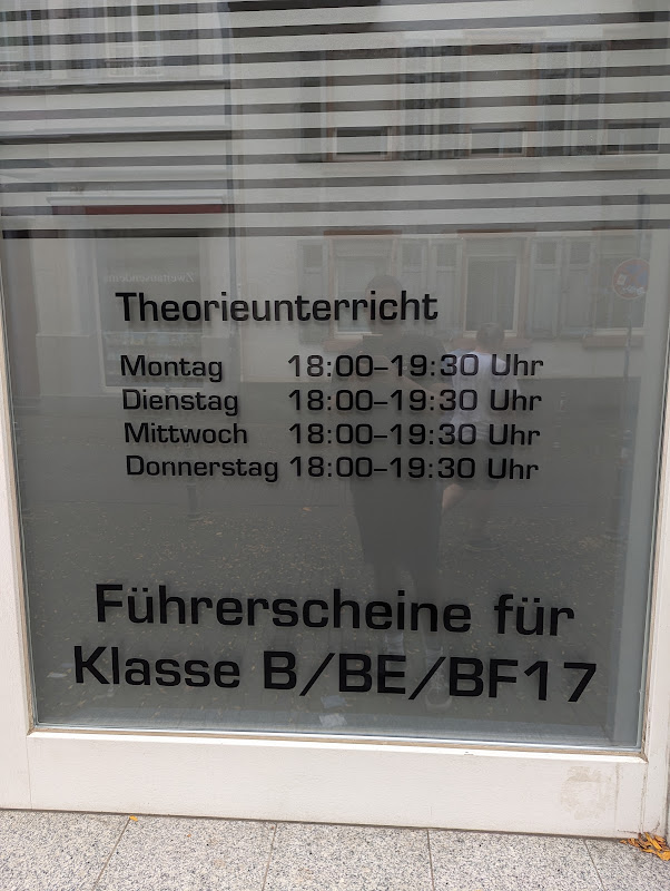 Falex Fahrschule Foto 4