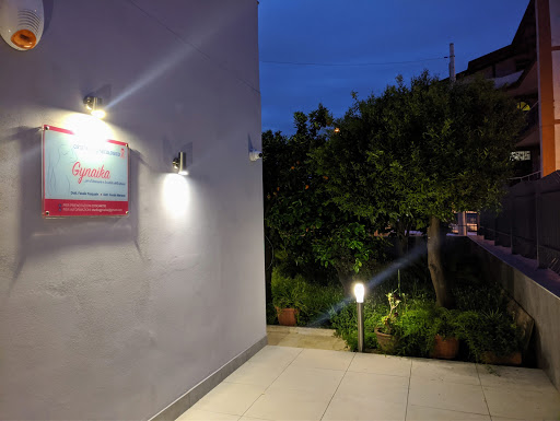 Dr Pasquale Favale ginecologo - Studio Gynaika Gallery - Italy