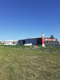 Photo n°23 de CARROSSERIE X. JACQUET à Mehun-sur-Yèvre (Atelier de carrosserie automobile)