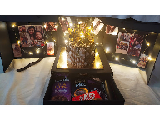 Surprise box cake post image