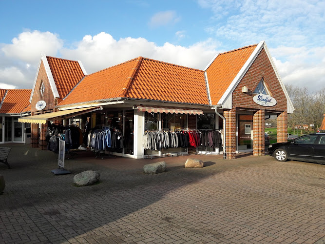 Windfest _ Mode am Meer