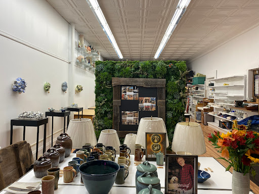 Studio 467 - Visual