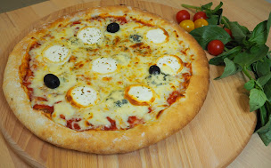 Photo n°4 de Tic Tac Pizza à Plouhinec 24/24 et 7/7 distributeur à Plouhinec (Pizzeria)