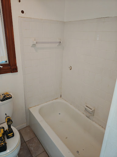 Aqua Lux Bath Systems