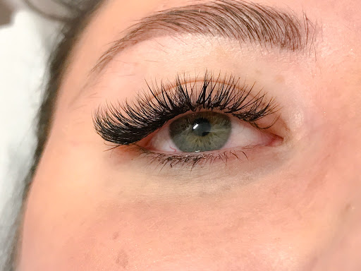 Blinkology Lash Studio