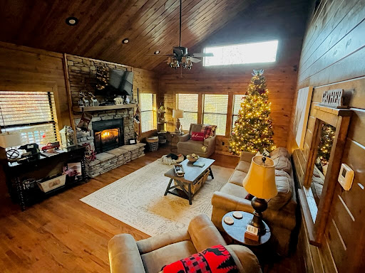 Lake Ridge Retreat - Thumbnail