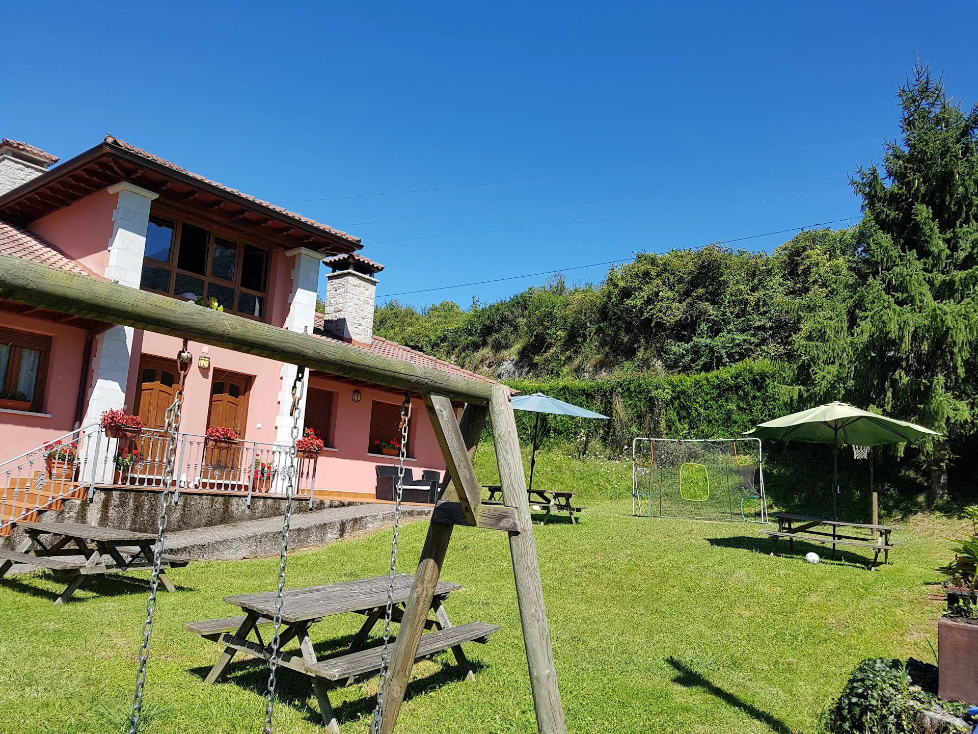 Apartamentos la Corona - Cabrales