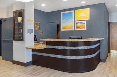 Days Inn by Wyndham Bernalillo