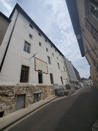 Photo n°1 de Ets Lesbarrères peinture à Saint-Sever (Peintre en bâtiment)