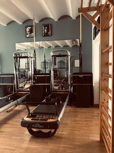 TINA MARTINEZ PILATES STUDIO - Thumbnail