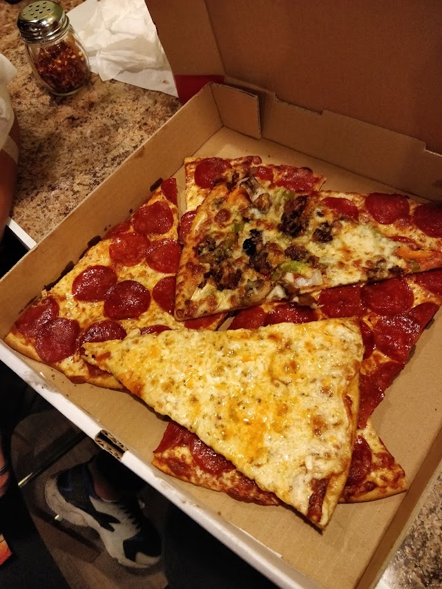 Hot Pie Pizza