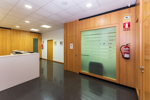 Clínica capilar IMD - Instituto Médico Dermatológico - Thumbnail