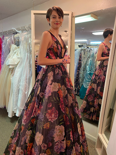 Putting On the Ritz, Ladies Formal Wear - Thumbnail
