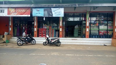 Photos of Aini Swalayan