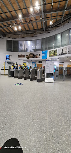 ATM (Dartford Railway Station) - Thumbnail