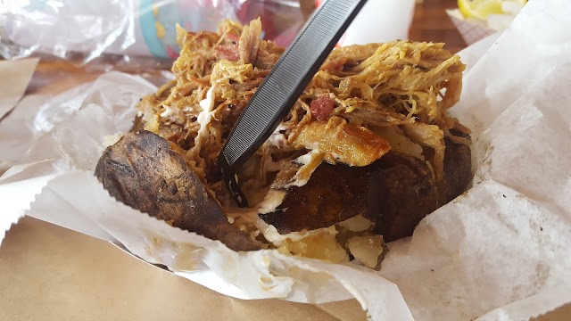 Rudy's "Country Store" and Bar-B-Q