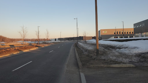 Simons Warehouse - Visual
